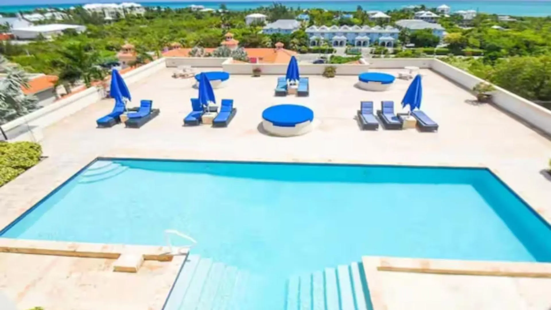 Luxury Beachfront Apartments Grace Bay Beach The Bight Settlements Turks en Caicos Eilanden